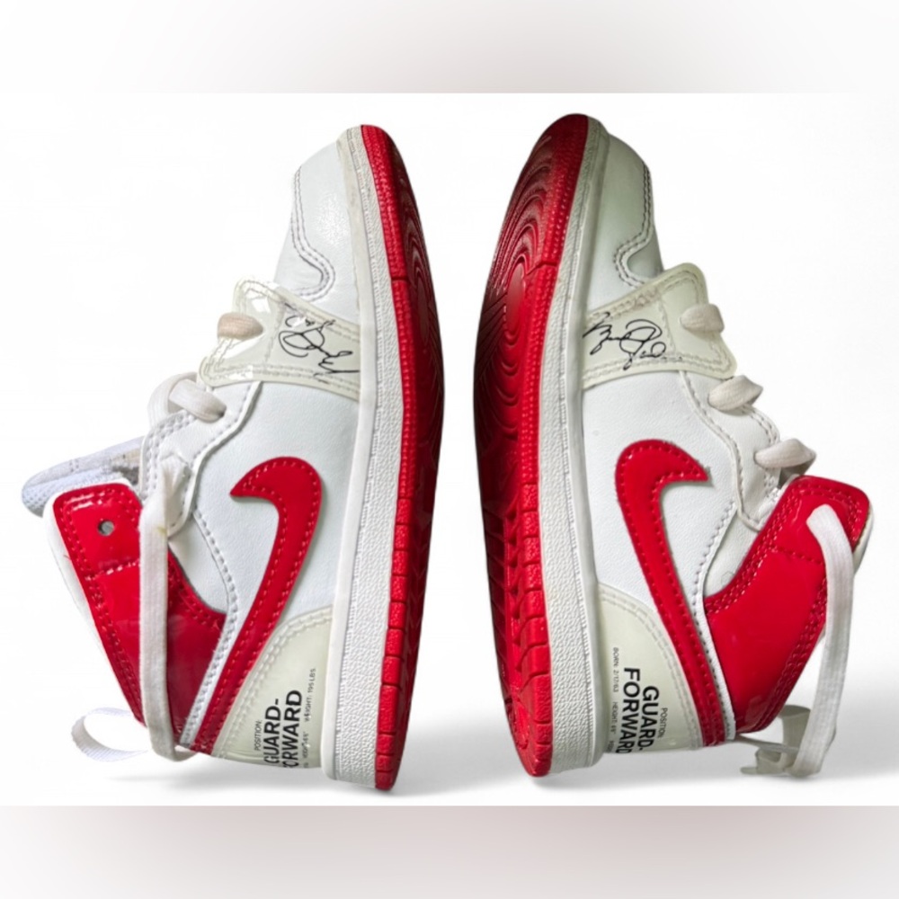 Air Jordan 1 Mid Rookie Season 2022 Boys Size 9C High Top Retro Sneakers Youth